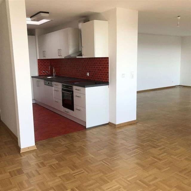 Pronájem bytu 2+1 97 m², Tübingen, Bádensko-Württembersko Pronájem bytu 2+1 97 m², Tübingen, Bádensko-Württembersko