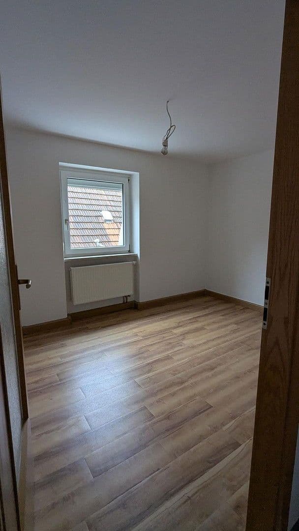 Pronájem bytu 4+1 110 m², Sonneberg, Durynsko Pronájem bytu 4+1 110 m², Sonneberg, Durynsko