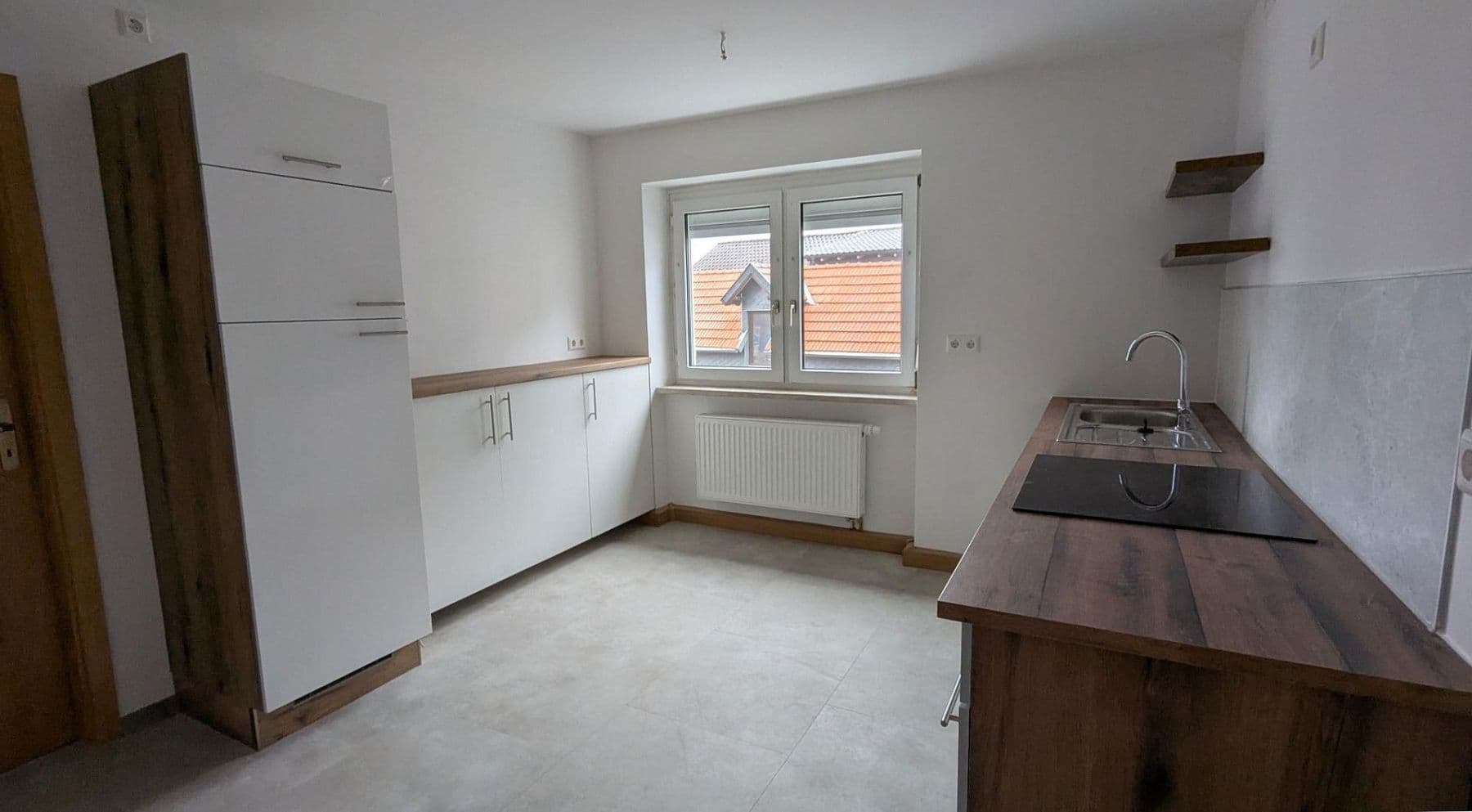 Pronájem bytu 4+1 110 m², Sonneberg, Durynsko Pronájem bytu 4+1 110 m², Sonneberg, Durynsko