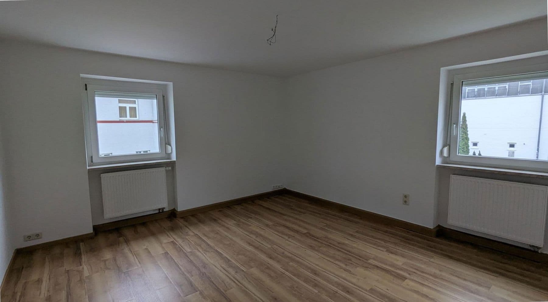 Pronájem bytu 4+1 110 m², Sonneberg, Durynsko Pronájem bytu 4+1 110 m², Sonneberg, Durynsko