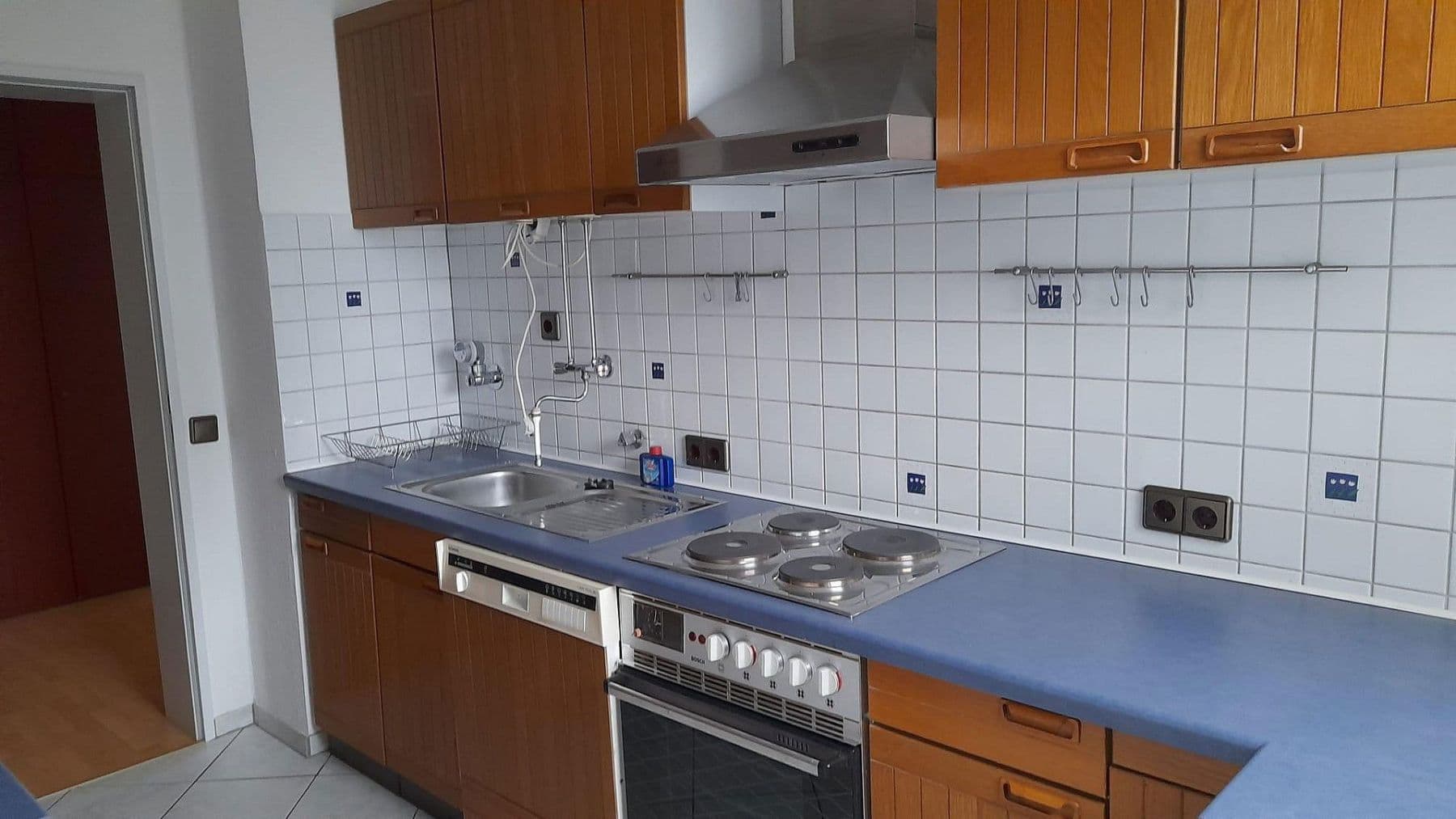 Pronájem bytu 2+1 62 m², Hochhausring 7, Cáchy, Severní Porýní-Vestfálsko Pronájem bytu 2+1 62 m², Hochhausring 7, Cáchy, Severní Porýní-Vestfálsko