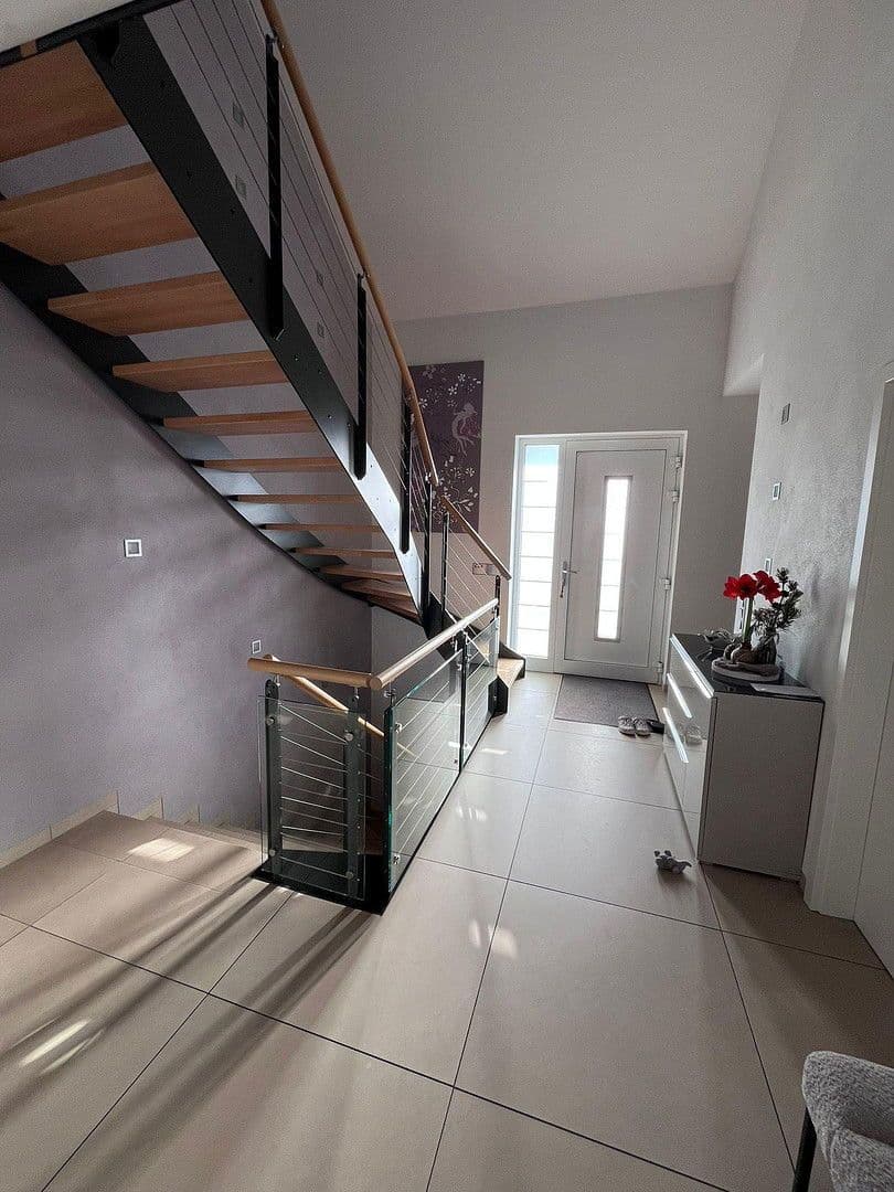 Prodej domu 284 m², pozemek 770 m², Remlingen, Bavorsko Prodej domu 284 m², pozemek 770 m², Remlingen, Bavorsko