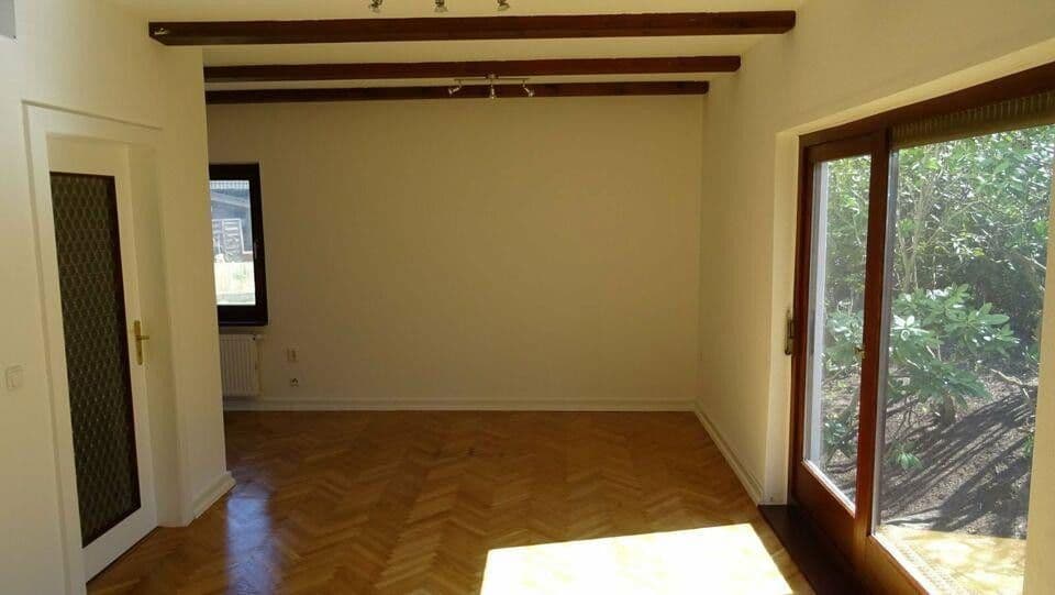 Prodej domu 100 m², pozemek 1.005 m², Neugrabener Bahnhofstr. 127, Hamburg, Hamburg Prodej domu 100 m², pozemek 1.005 m², Neugrabener Bahnhofstr. 127, Hamburg, Hamburg