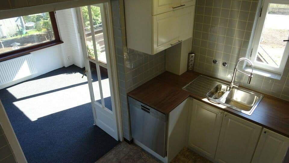 Prodej domu 100 m², pozemek 1.005 m², Neugrabener Bahnhofstr. 127, Hamburg, Hamburg Prodej domu 100 m², pozemek 1.005 m², Neugrabener Bahnhofstr. 127, Hamburg, Hamburg