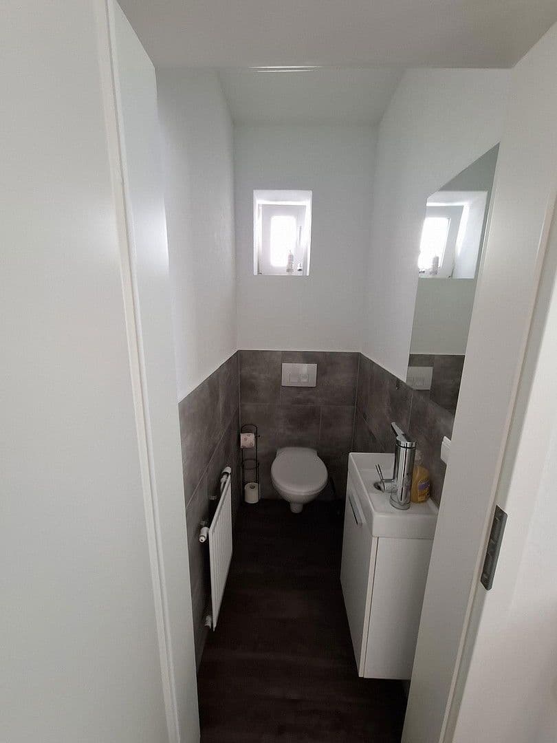 Prodej domu 130 m², pozemek 209 m², Albstadt, Bádensko-Württembersko Prodej domu 130 m², pozemek 209 m², Albstadt, Bádensko-Württembersko