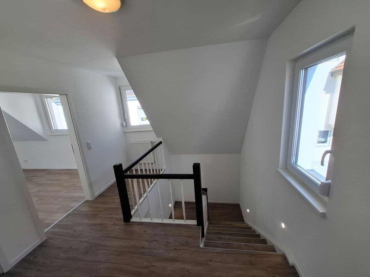 Prodej domu 130 m², pozemek 209 m², Albstadt, Bádensko-Württembersko Prodej domu 130 m², pozemek 209 m², Albstadt, Bádensko-Württembersko