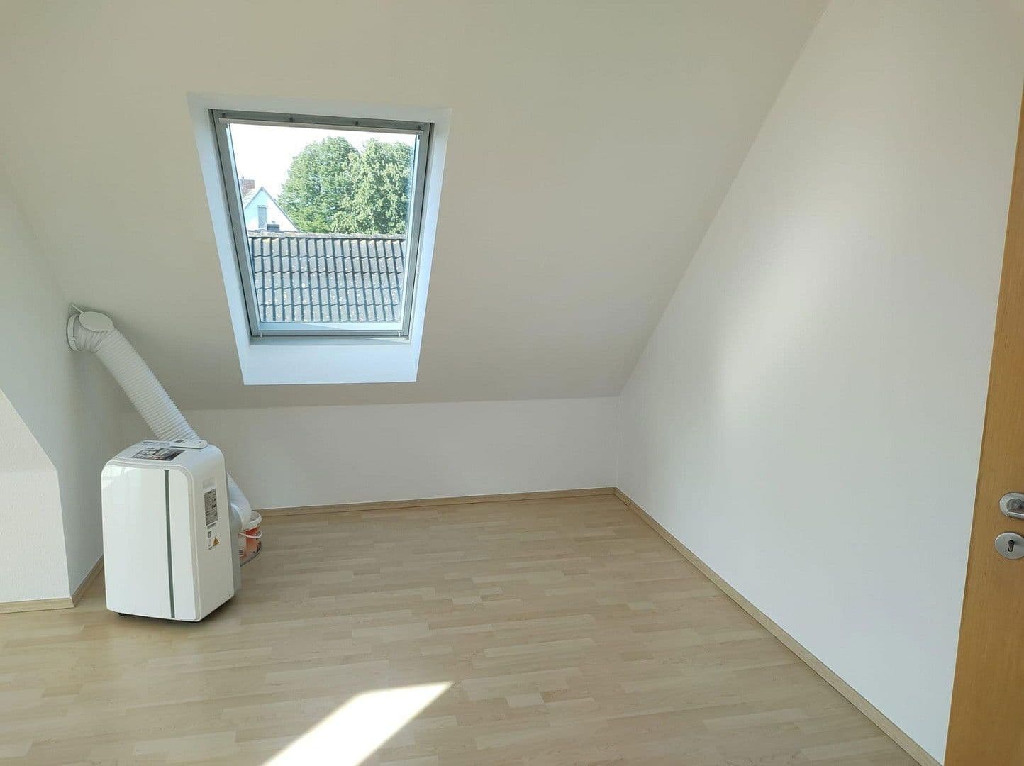 Prodej bytu 4+1 100 m², Rostock, Mecklenburg-Vorpommern Prodej bytu 4+1 100 m², Rostock, Mecklenburg-Vorpommern