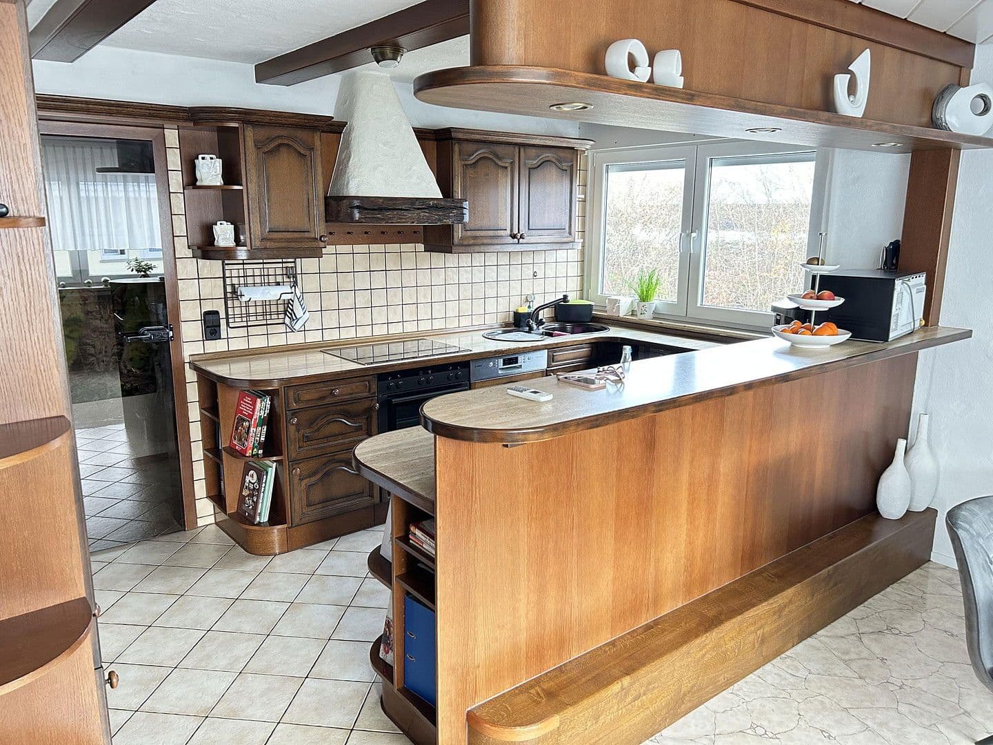 Prodej domu 250 m², pozemek 1.053 m², Ehningen, Bádensko-Württembersko Prodej domu 250 m², pozemek 1.053 m², Ehningen, Bádensko-Württembersko