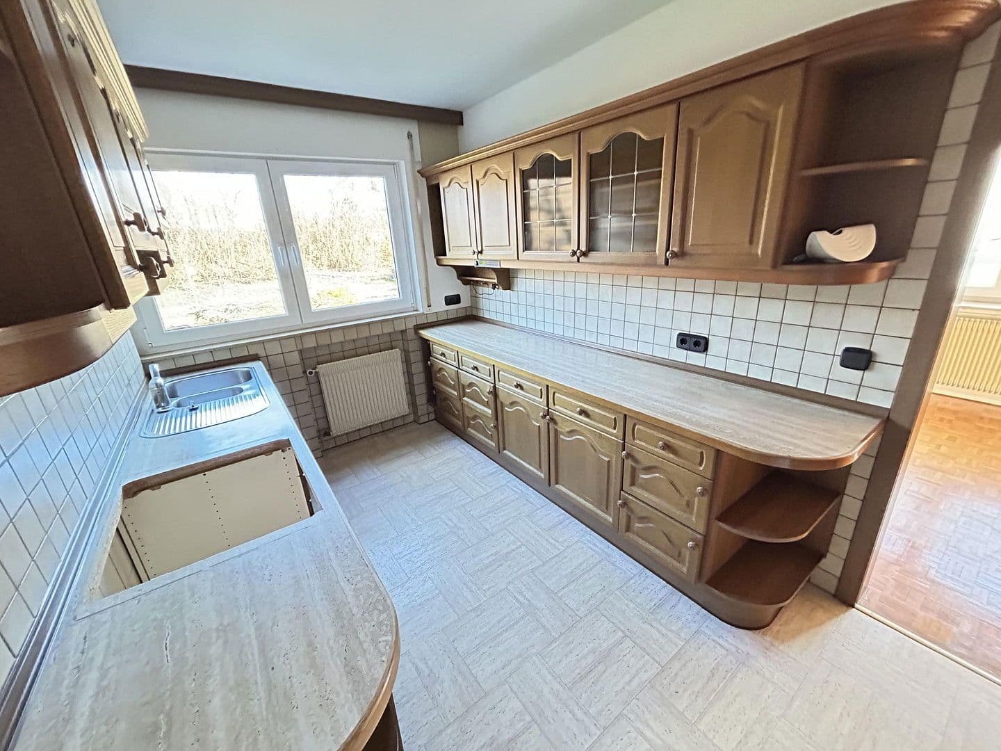 Prodej domu 250 m², pozemek 1.053 m², Ehningen, Bádensko-Württembersko Prodej domu 250 m², pozemek 1.053 m², Ehningen, Bádensko-Württembersko