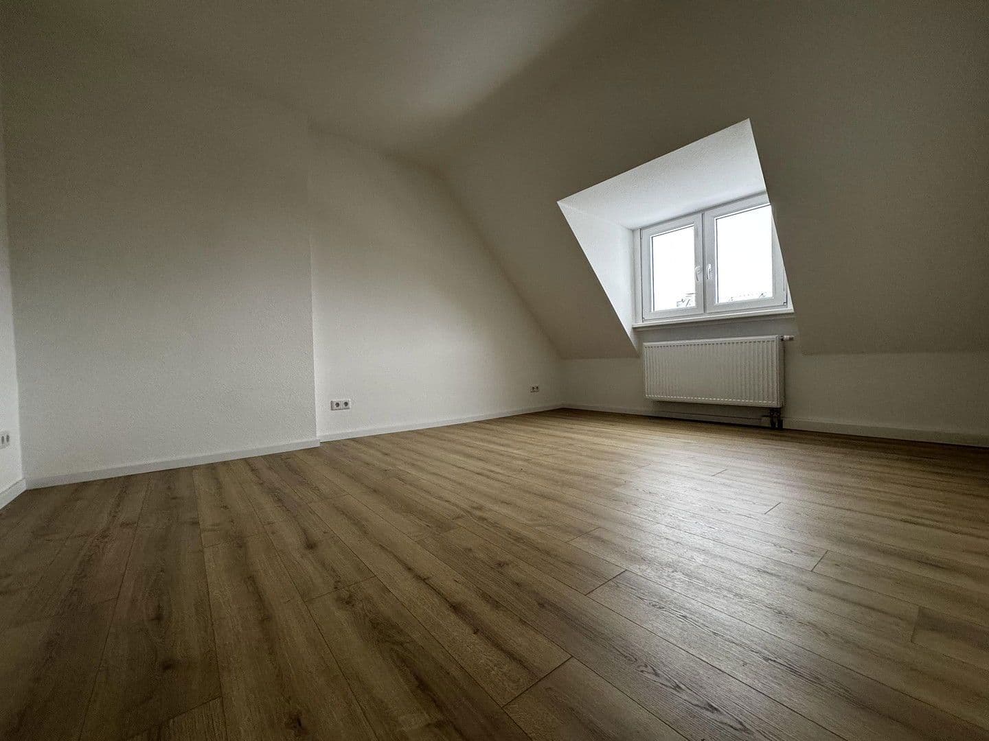 Pronájem bytu 3+1 51 m², Essen, Severní Porýní-Vestfálsko Pronájem bytu 3+1 51 m², Essen, Severní Porýní-Vestfálsko