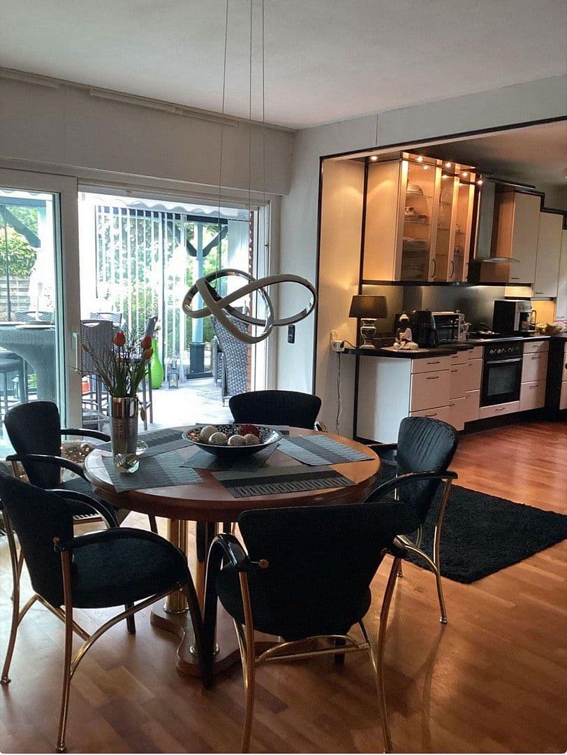 Prodej domu 160 m², pozemek 534 m², Nordhorn, Dolní Sasko Prodej domu 160 m², pozemek 534 m², Nordhorn, Dolní Sasko