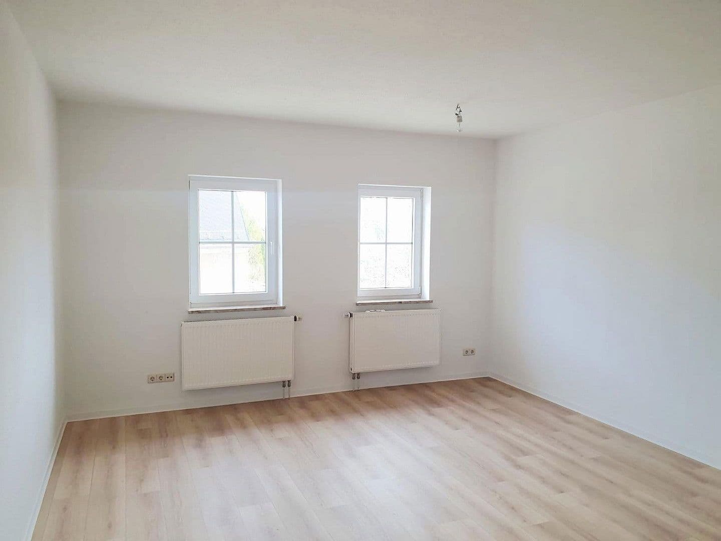 Pronájem bytu 2+1 45 m², Untere Schloßstraße 33, Augustusburg, Sasko Pronájem bytu 2+1 45 m², Untere Schloßstraße 33, Augustusburg, Sasko