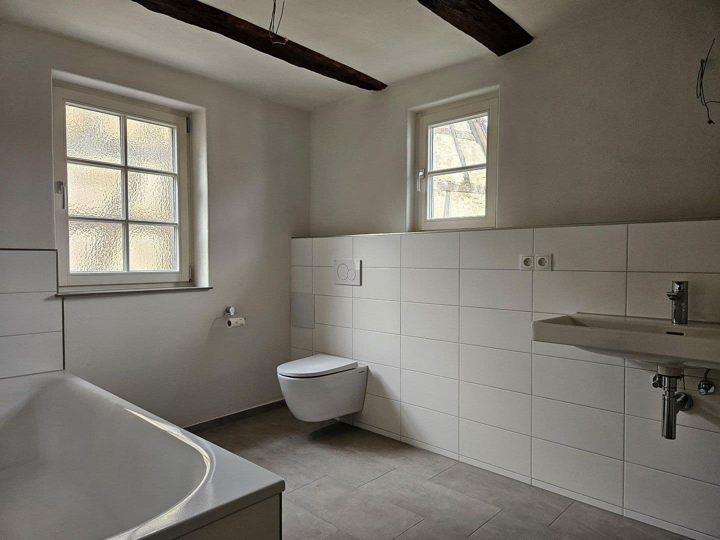 Pronájem bytu 5+1 128 m², Mühlacker, Bádensko-Württembersko Pronájem bytu 5+1 128 m², Mühlacker, Bádensko-Württembersko