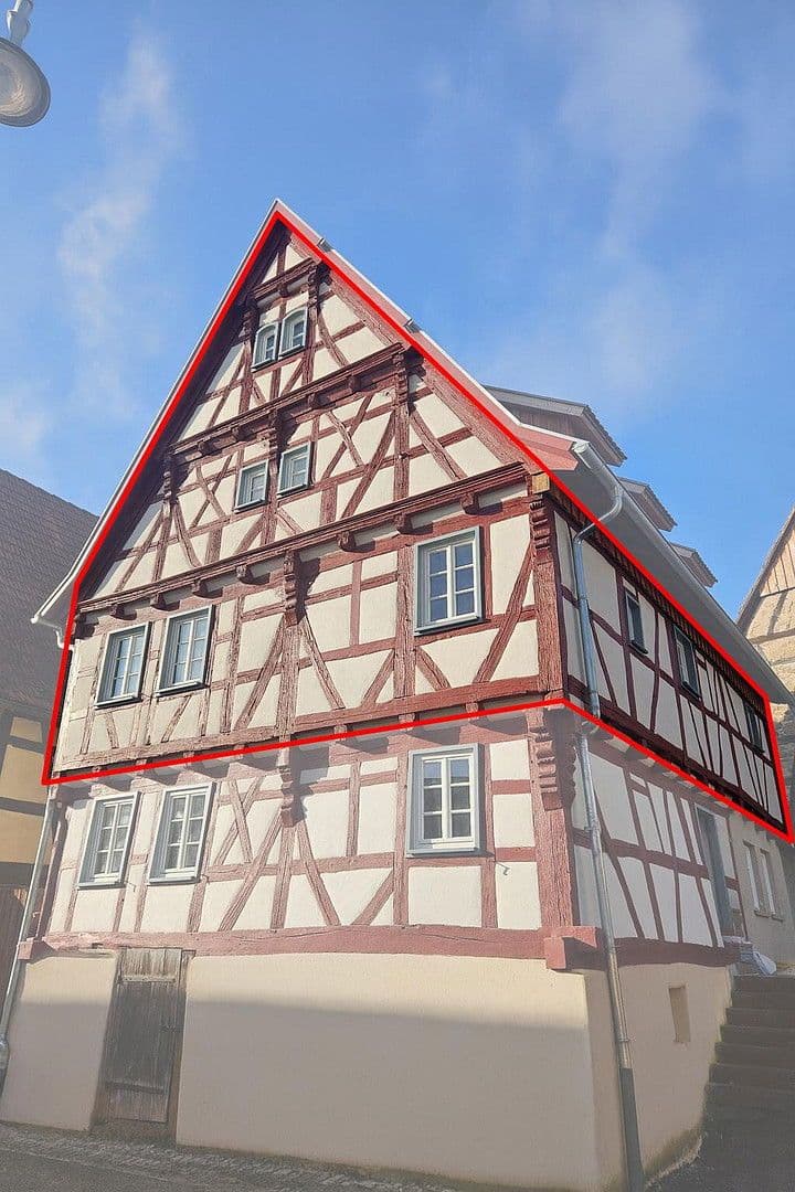 Pronájem bytu 5+1 128 m², Mühlacker, Bádensko-Württembersko Pronájem bytu 5+1 128 m², Mühlacker, Bádensko-Württembersko