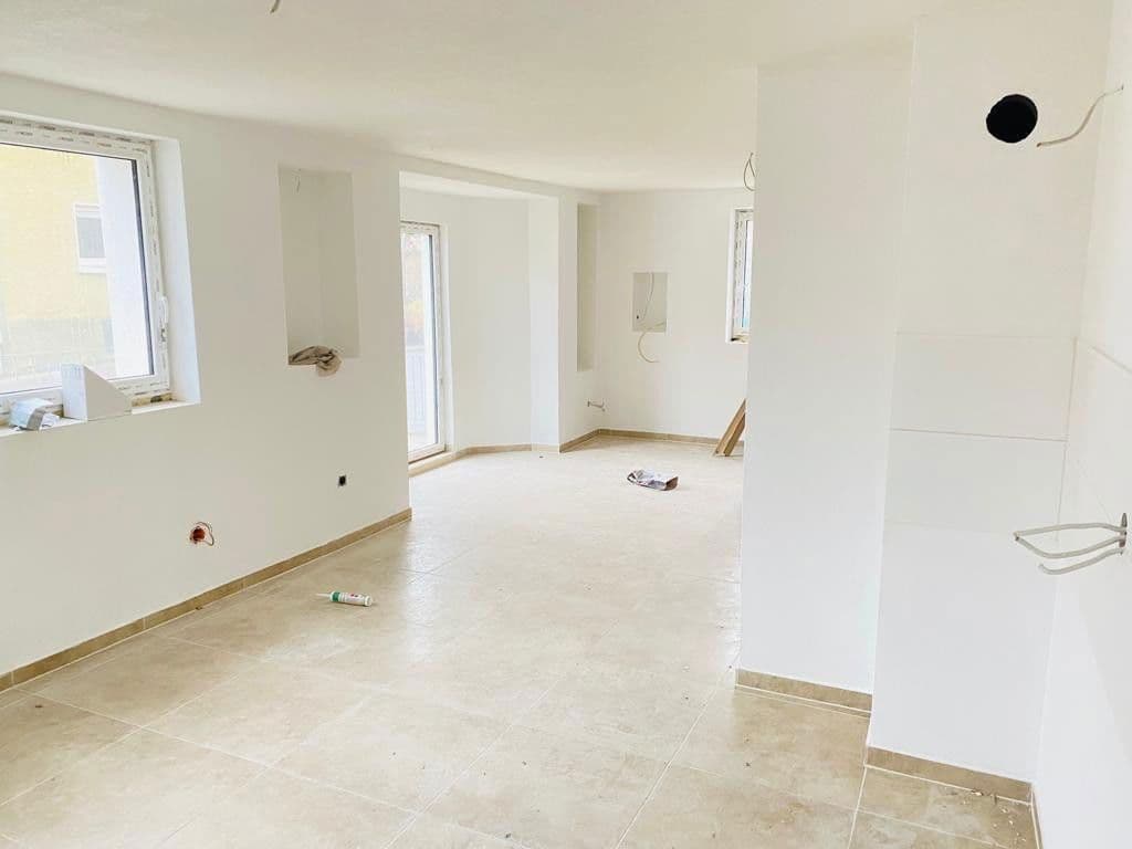Prodej domu 250 m², pozemek 406 m², Bad Rappenau, Bádensko-Württembersko Prodej domu 250 m², pozemek 406 m², Bad Rappenau, Bádensko-Württembersko
