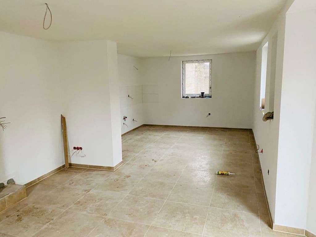 Prodej domu 250 m², pozemek 406 m², Bad Rappenau, Bádensko-Württembersko Prodej domu 250 m², pozemek 406 m², Bad Rappenau, Bádensko-Württembersko