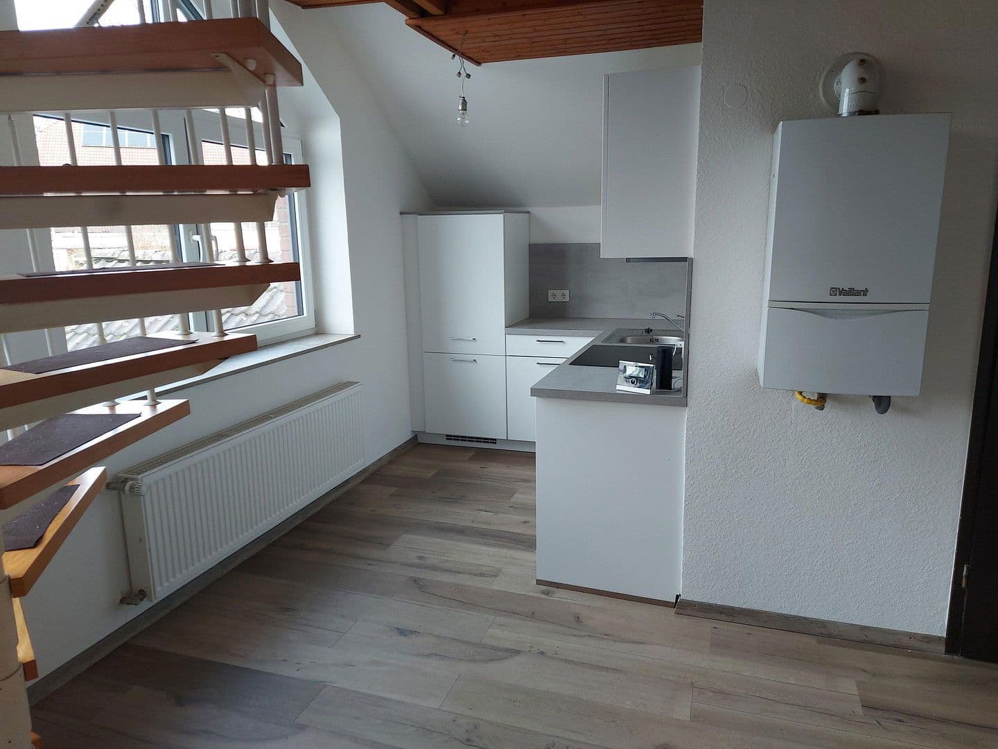 Pronájem bytu 1+1 35 m², Köln, Severní Porýní-Vestfálsko Pronájem bytu 1+1 35 m², Köln, Severní Porýní-Vestfálsko