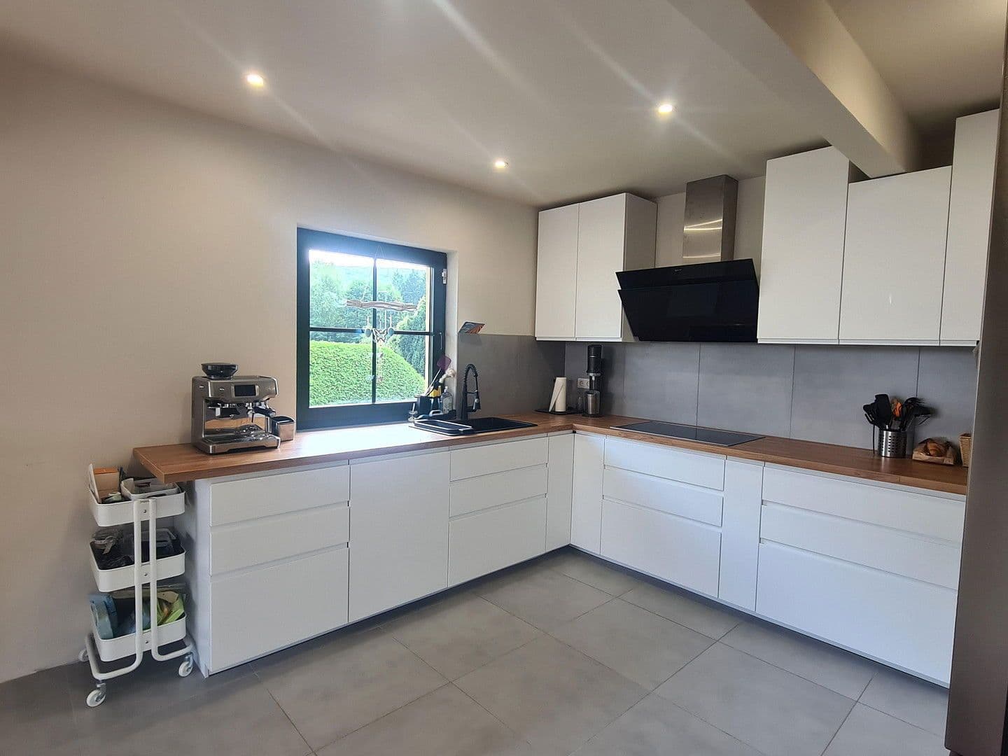 Prodej domu 220 m², pozemek 530 m², Gönnersdorf, Porýní-Falc Prodej domu 220 m², pozemek 530 m², Gönnersdorf, Porýní-Falc