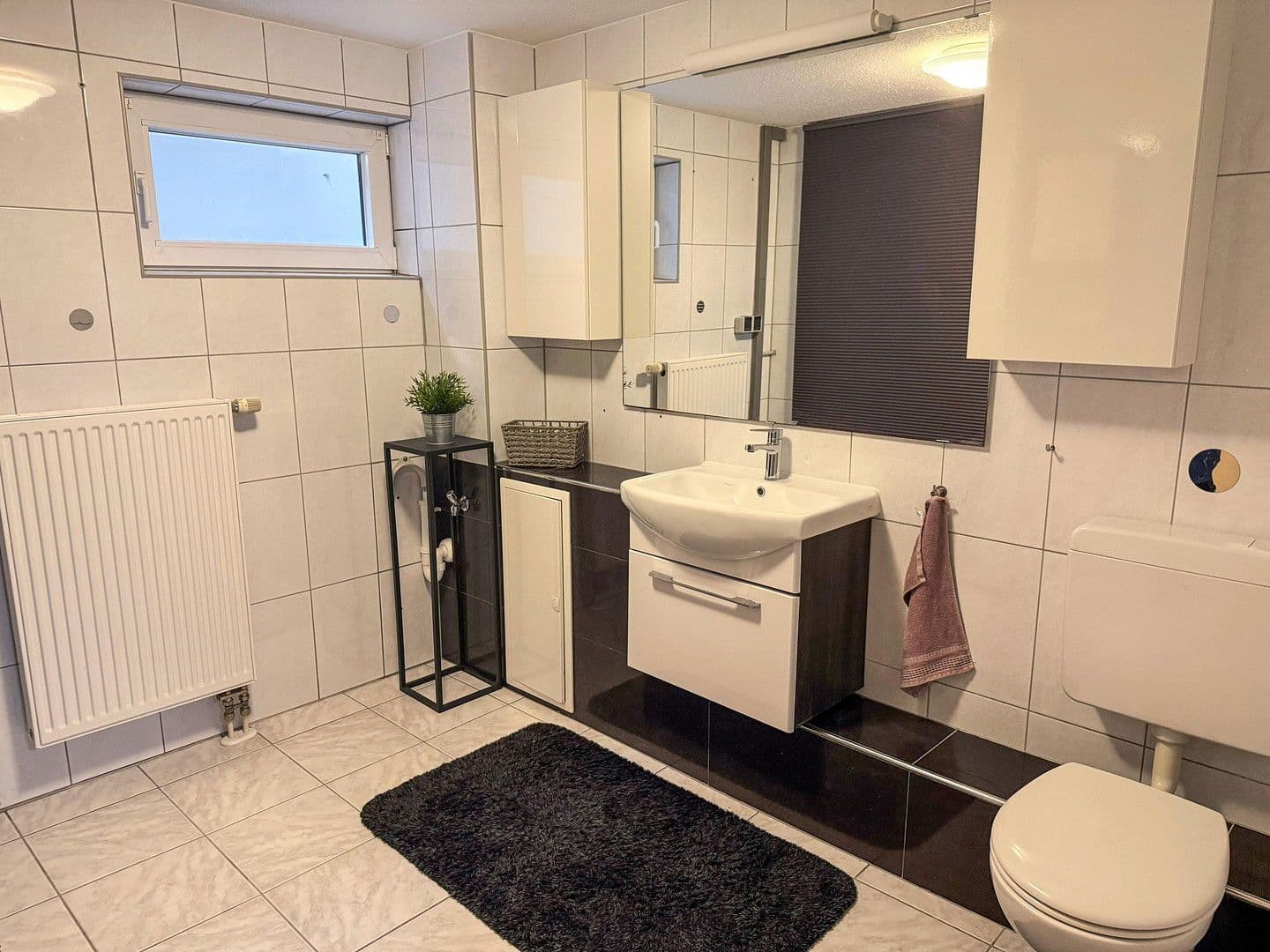 Prodej domu 168 m², pozemek 334 m², Bielefeld, Severní Porýní-Vestfálsko Prodej domu 168 m², pozemek 334 m², Bielefeld, Severní Porýní-Vestfálsko