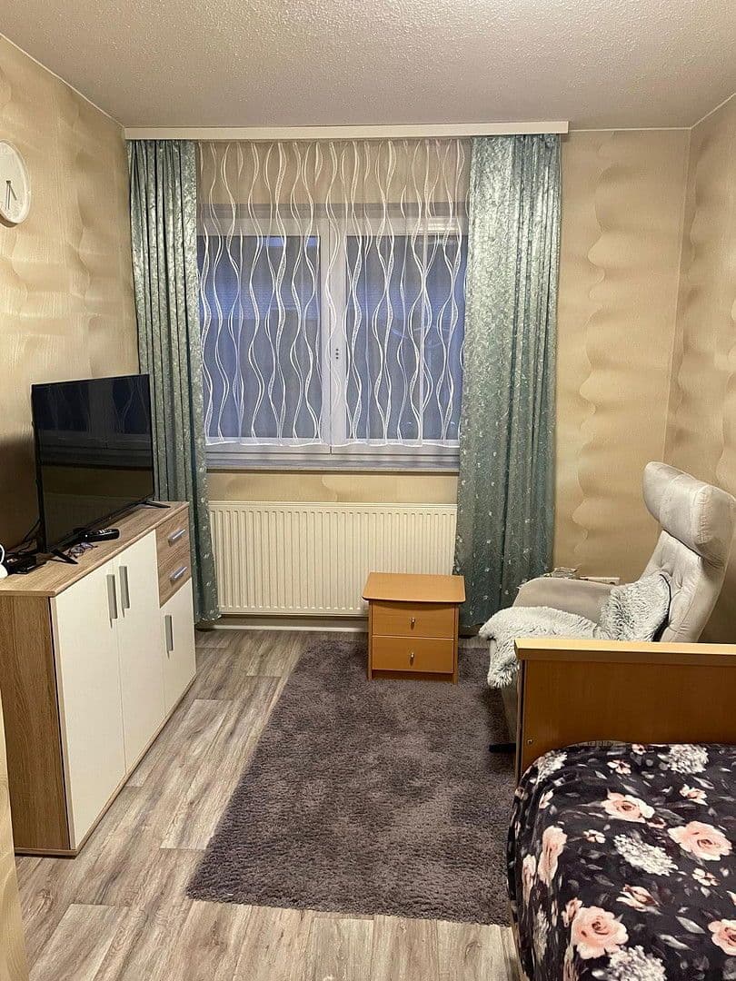 Prodej domu 168 m², pozemek 334 m², Bielefeld, Severní Porýní-Vestfálsko Prodej domu 168 m², pozemek 334 m², Bielefeld, Severní Porýní-Vestfálsko