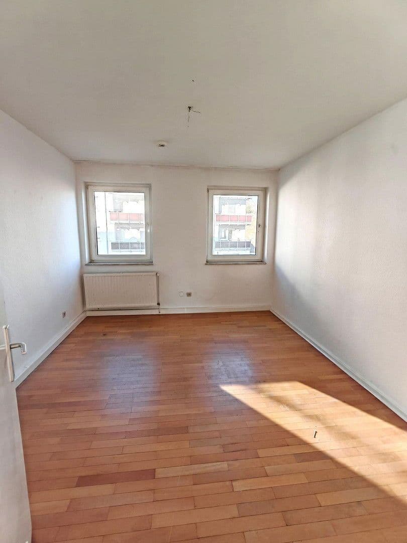 Pronájem bytu 3+1 60 m², Zweibrücken, Porýní-Falc Pronájem bytu 3+1 60 m², Zweibrücken, Porýní-Falc