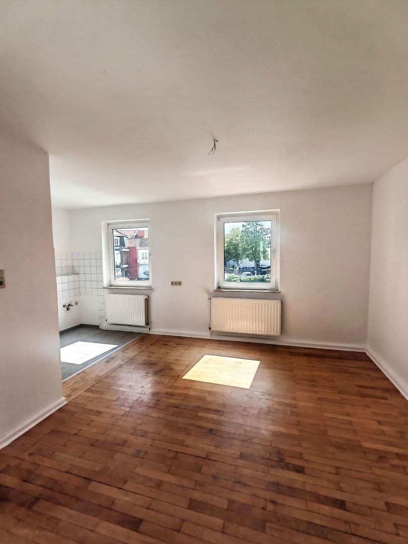 Pronájem bytu 3+1 60 m², Zweibrücken, Porýní-Falc Pronájem bytu 3+1 60 m², Zweibrücken, Porýní-Falc