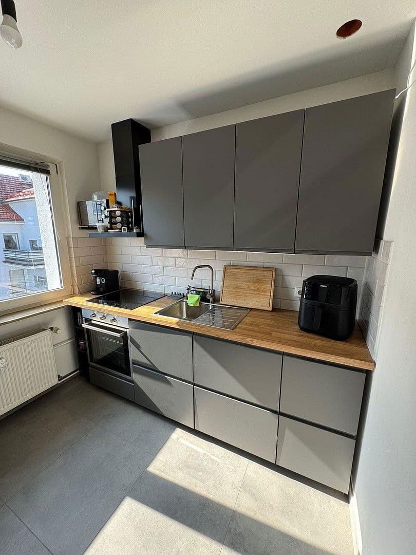 Pronájem bytu 2+1 73 m², Rodensteinstraße 52a, Bensheim, Hessen Pronájem bytu 2+1 73 m², Rodensteinstraße 52a, Bensheim, Hessen