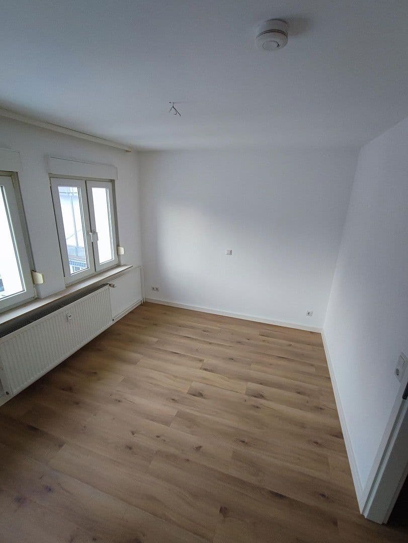 Pronájem bytu 2+1 73 m², Rodensteinstraße 52a, Bensheim, Hessen Pronájem bytu 2+1 73 m², Rodensteinstraße 52a, Bensheim, Hessen