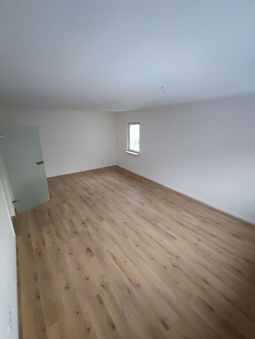 Pronájem bytu 2+1 73 m², Rodensteinstraße 52a, Bensheim, Hessen Pronájem bytu 2+1 73 m², Rodensteinstraße 52a, Bensheim, Hessen