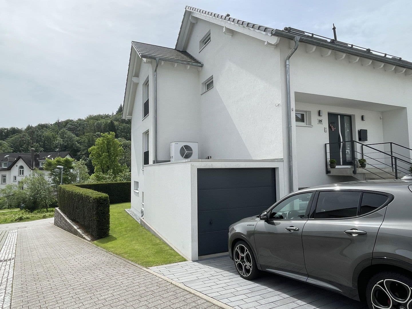 Prodej domu 253 m², pozemek 327 m², Baden-Baden, Bádensko-Württembersko Prodej domu 253 m², pozemek 327 m², Baden-Baden, Bádensko-Württembersko