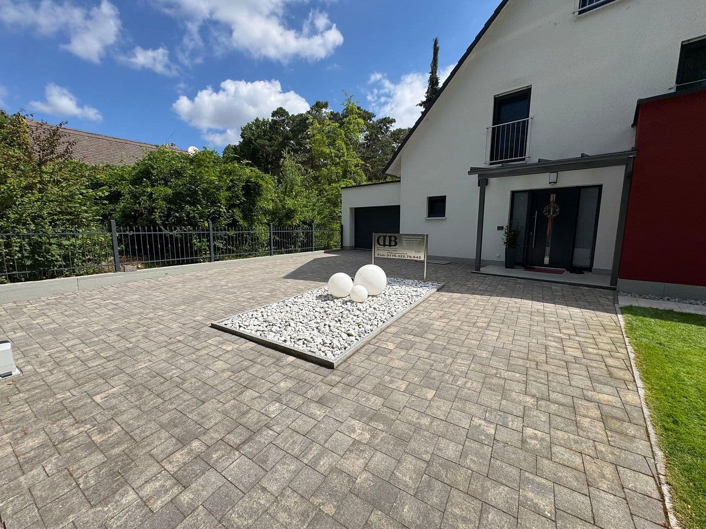 Prodej domu 263 m², pozemek 880 m², Schwabach, Bavorsko Prodej domu 263 m², pozemek 880 m², Schwabach, Bavorsko