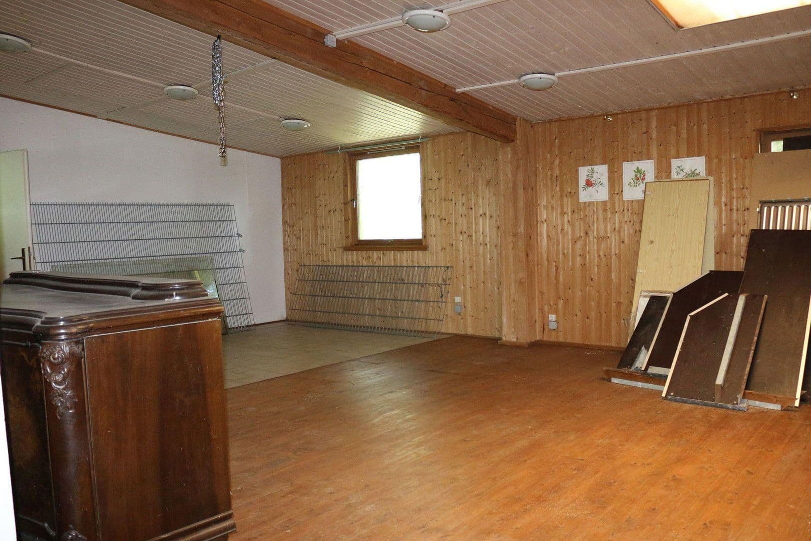 Prodej domu 174 m², pozemek 16.759 m², Olzheim, Porýní-Falc Prodej domu 174 m², pozemek 16.759 m², Olzheim, Porýní-Falc
