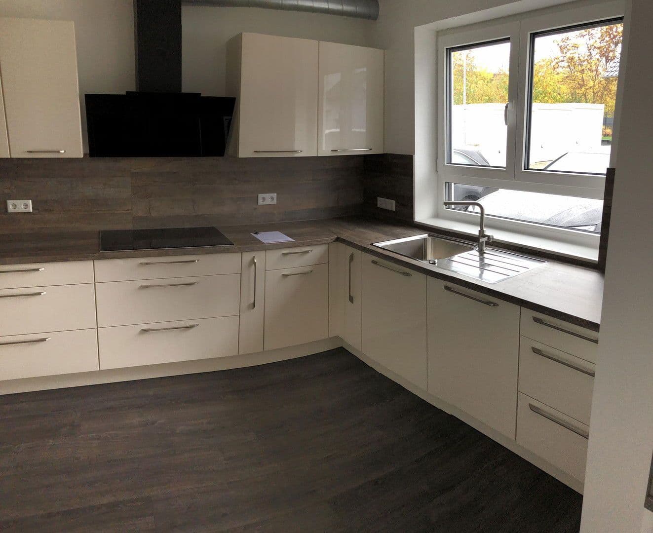 Pronájem domu 145 m², pozemek 142 m², Albert-Schweitzer-Straße 23e, Grünstadt, Porýní-Falc Pronájem domu 145 m², pozemek 142 m², Albert-Schweitzer-Straße 23e, Grünstadt, Porýní-Falc