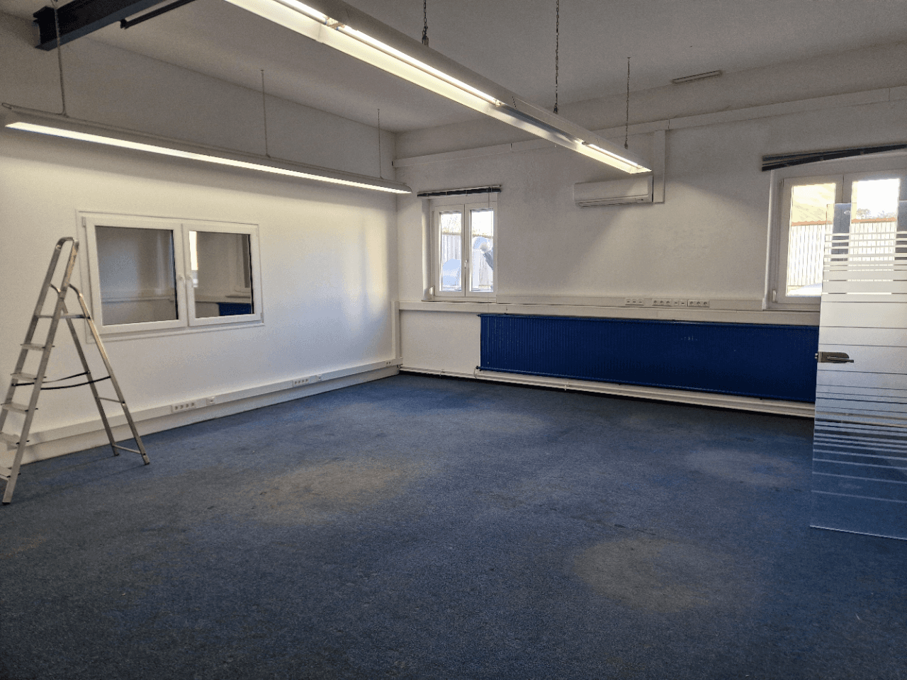 Prodej nebytového prostoru 1.213 m², Schleifweg 1b, Uttenreuth, Bavorsko Prodej nebytového prostoru 1.213 m², Schleifweg 1b, Uttenreuth, Bavorsko