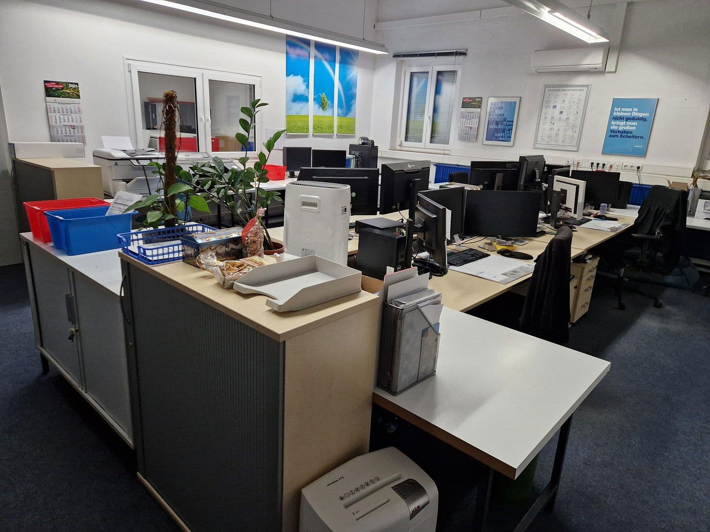 Prodej nebytového prostoru 1.213 m², Schleifweg 1b, Uttenreuth, Bavorsko Prodej nebytového prostoru 1.213 m², Schleifweg 1b, Uttenreuth, Bavorsko