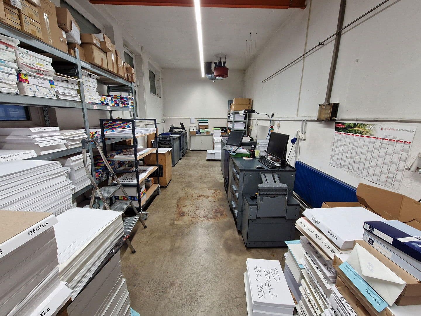 Prodej nebytového prostoru 1.213 m², Schleifweg 1b, Uttenreuth, Bavorsko Prodej nebytového prostoru 1.213 m², Schleifweg 1b, Uttenreuth, Bavorsko