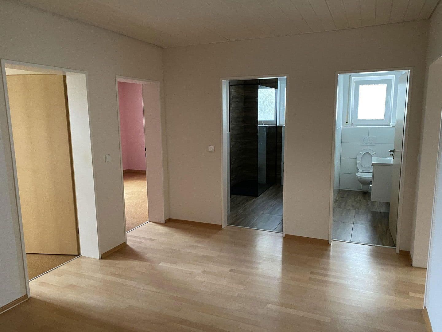 Pronájem bytu 4+1 122 m², Thomas-Mann-Str. 12, Bruchköbel, Hessen Pronájem bytu 4+1 122 m², Thomas-Mann-Str. 12, Bruchköbel, Hessen