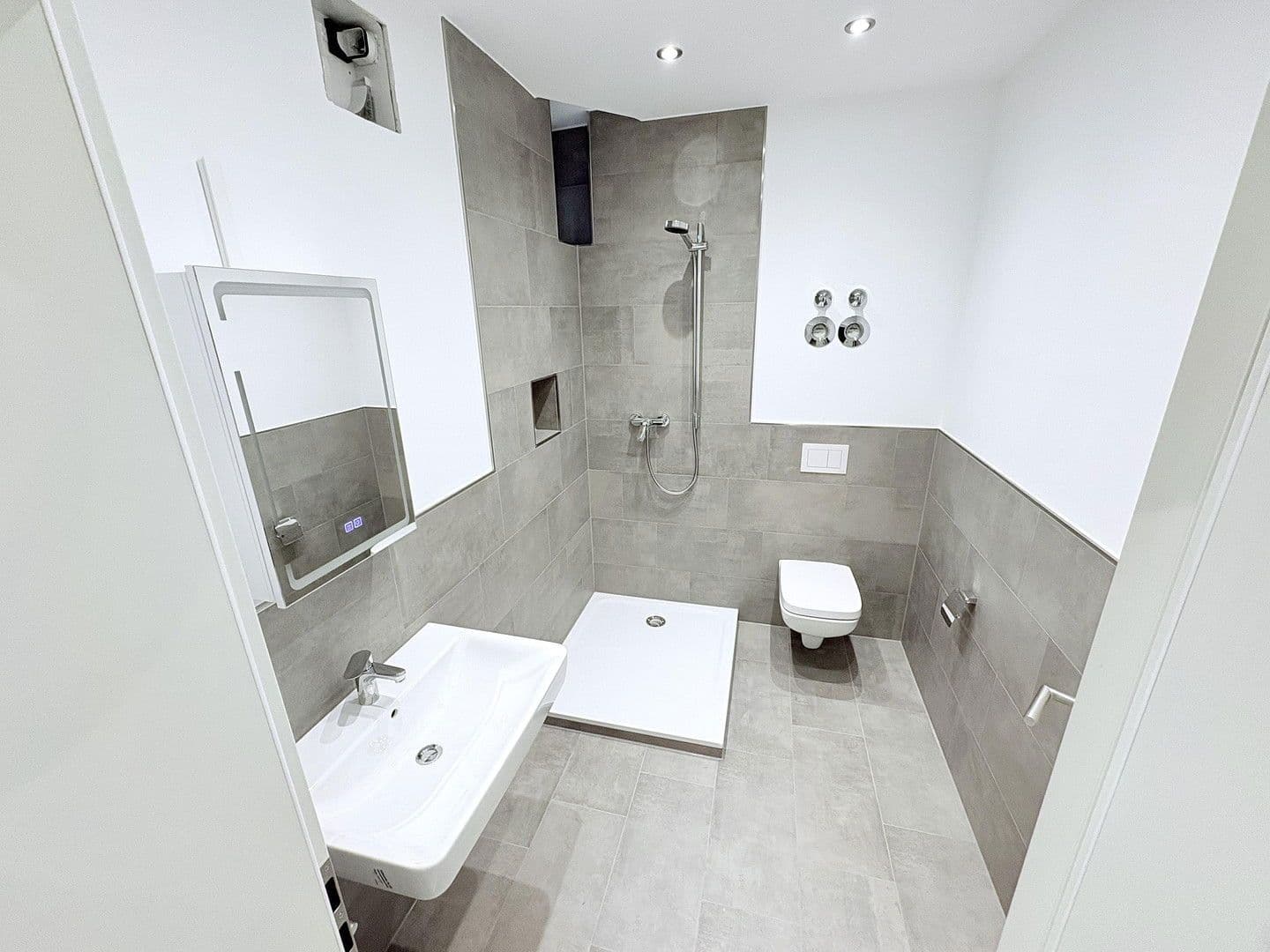 Pronájem bytu 2+1 64 m², Friedrich-Heinrich-Allee 3, Kamp-Lintfort, Severní Porýní-Vestfálsko Pronájem bytu 2+1 64 m², Friedrich-Heinrich-Allee 3, Kamp-Lintfort, Severní Porýní-Vestfálsko