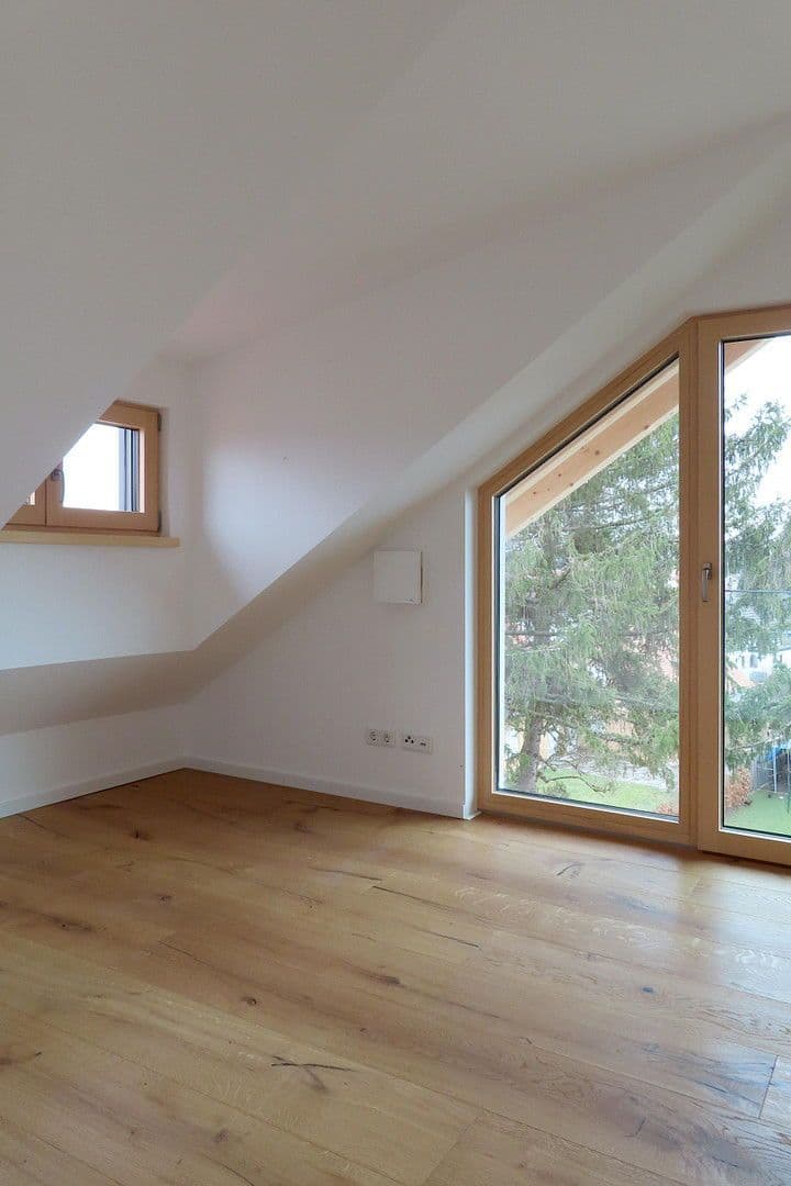 Prodej domu 133 m², pozemek 382 m², München, Bavorsko Prodej domu 133 m², pozemek 382 m², München, Bavorsko