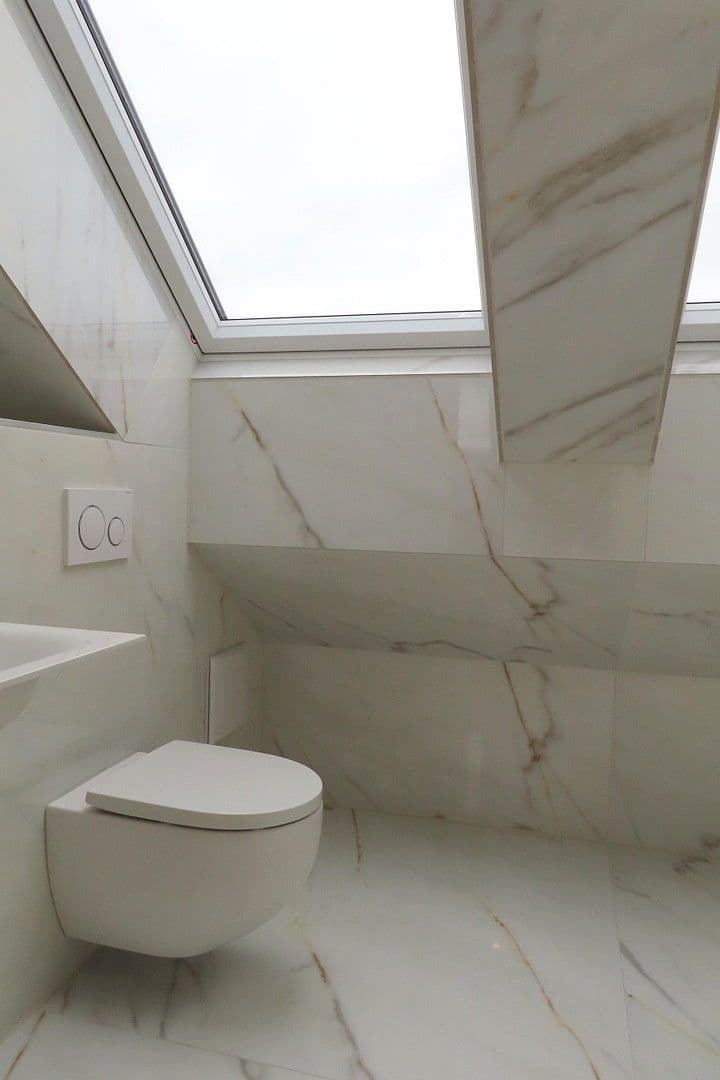 Prodej domu 133 m², pozemek 382 m², München, Bavorsko Prodej domu 133 m², pozemek 382 m², München, Bavorsko