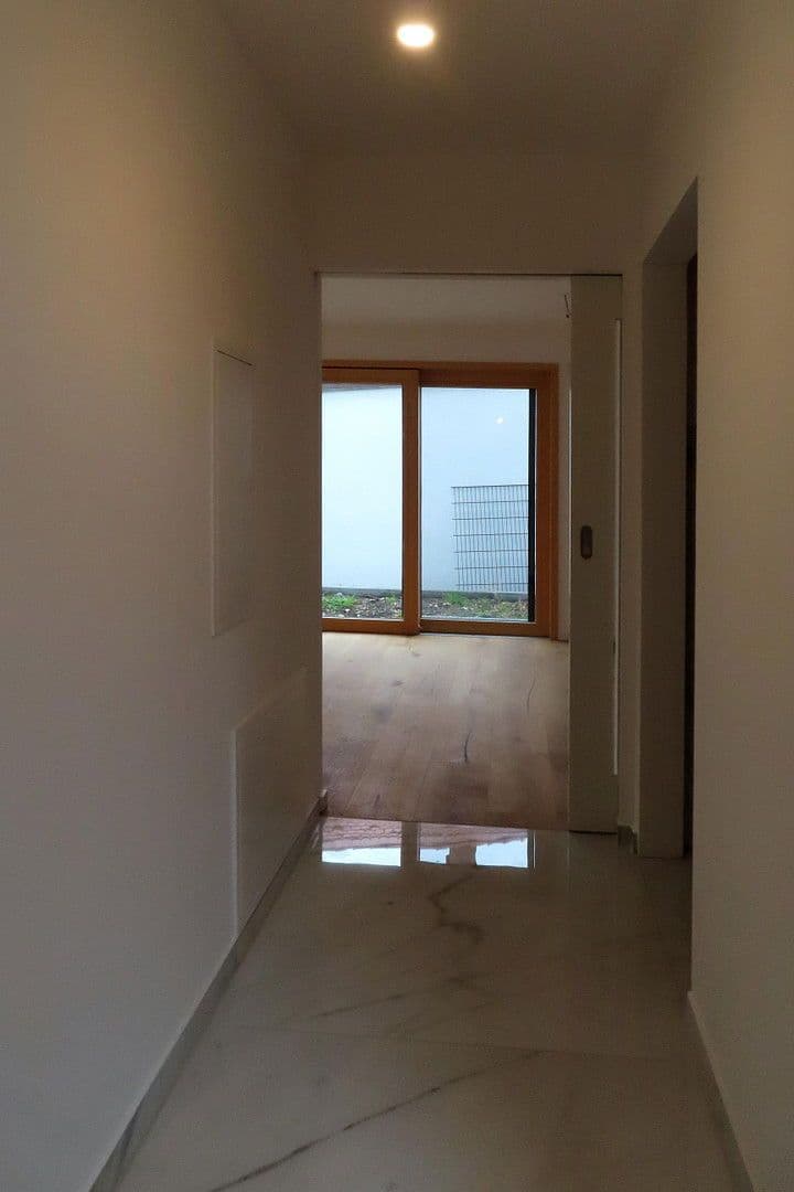 Prodej domu 133 m², pozemek 382 m², München, Bavorsko Prodej domu 133 m², pozemek 382 m², München, Bavorsko