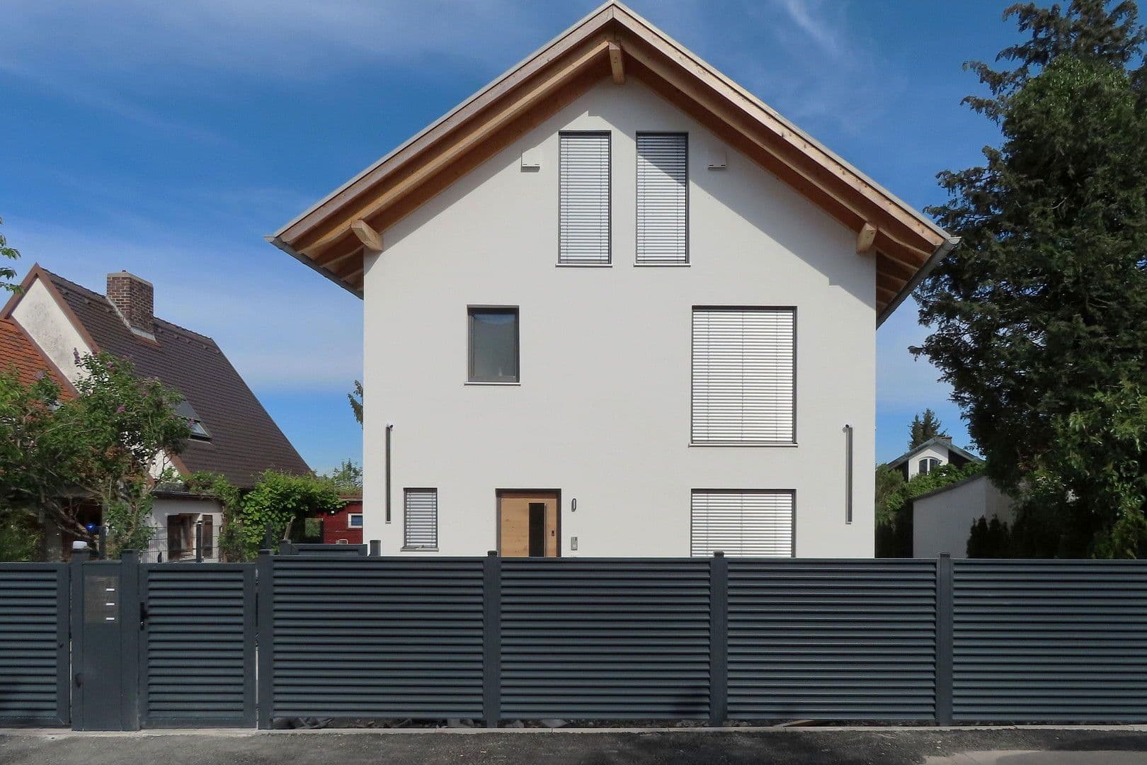 Prodej domu 133 m², pozemek 382 m², München, Bavorsko Prodej domu 133 m², pozemek 382 m², München, Bavorsko