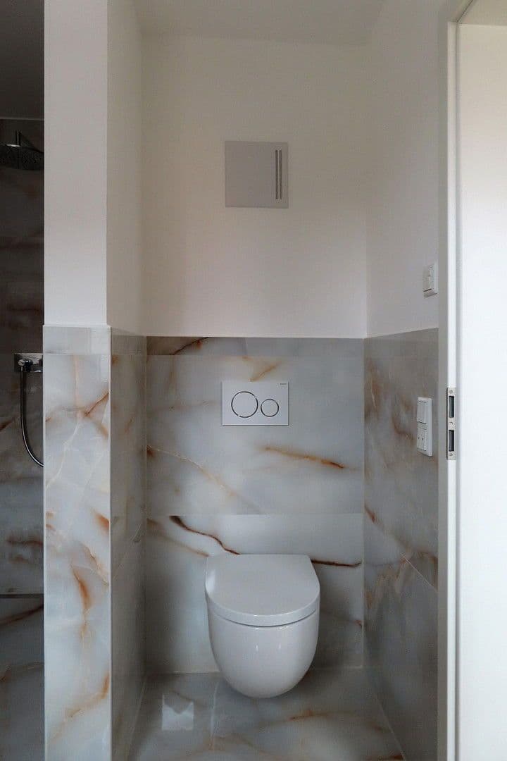 Prodej domu 133 m², pozemek 382 m², München, Bavorsko Prodej domu 133 m², pozemek 382 m², München, Bavorsko