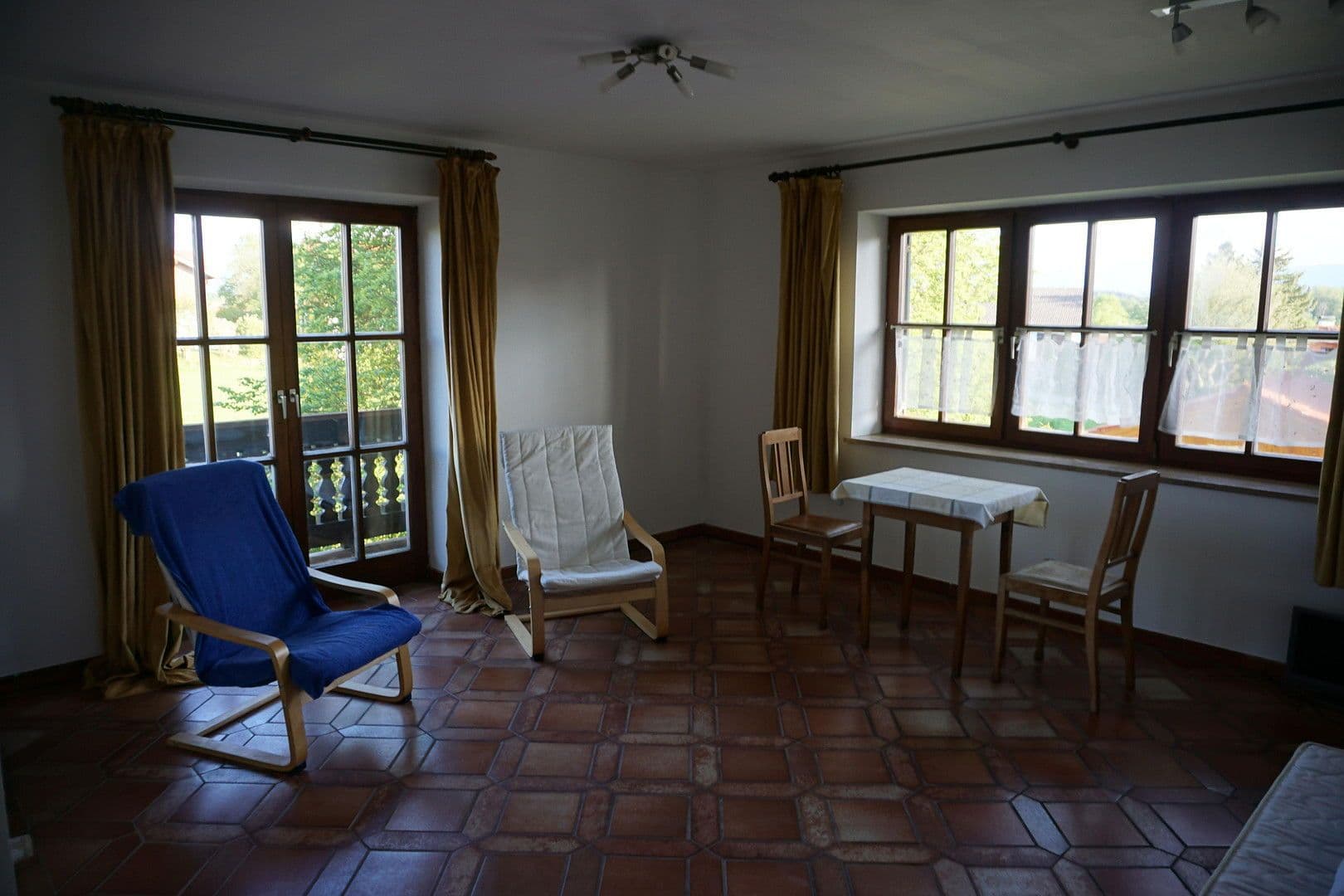 Prodej domu 250 m², pozemek 931 m², Huglfing, Bavorsko Prodej domu 250 m², pozemek 931 m², Huglfing, Bavorsko