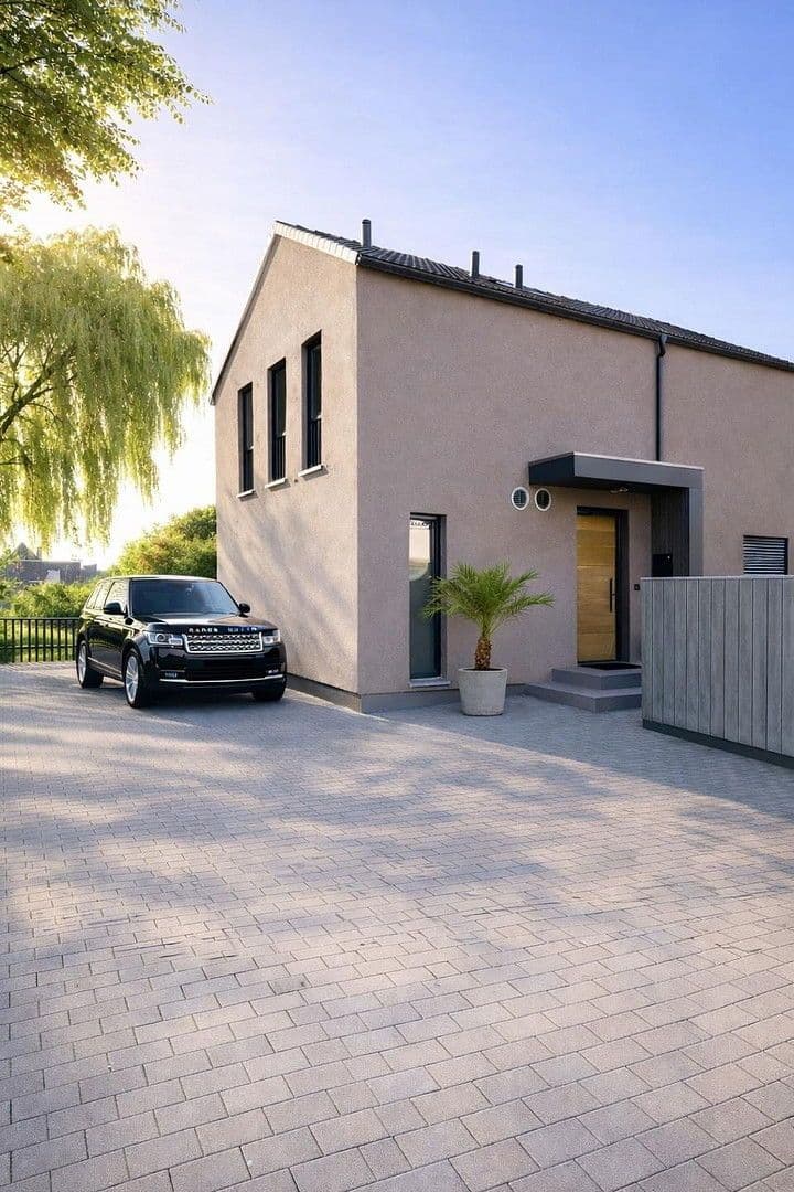 Prodej domu 163 m², pozemek 485 m², Waldshut-Tiengen, Bádensko-Württembersko Prodej domu 163 m², pozemek 485 m², Waldshut-Tiengen, Bádensko-Württembersko