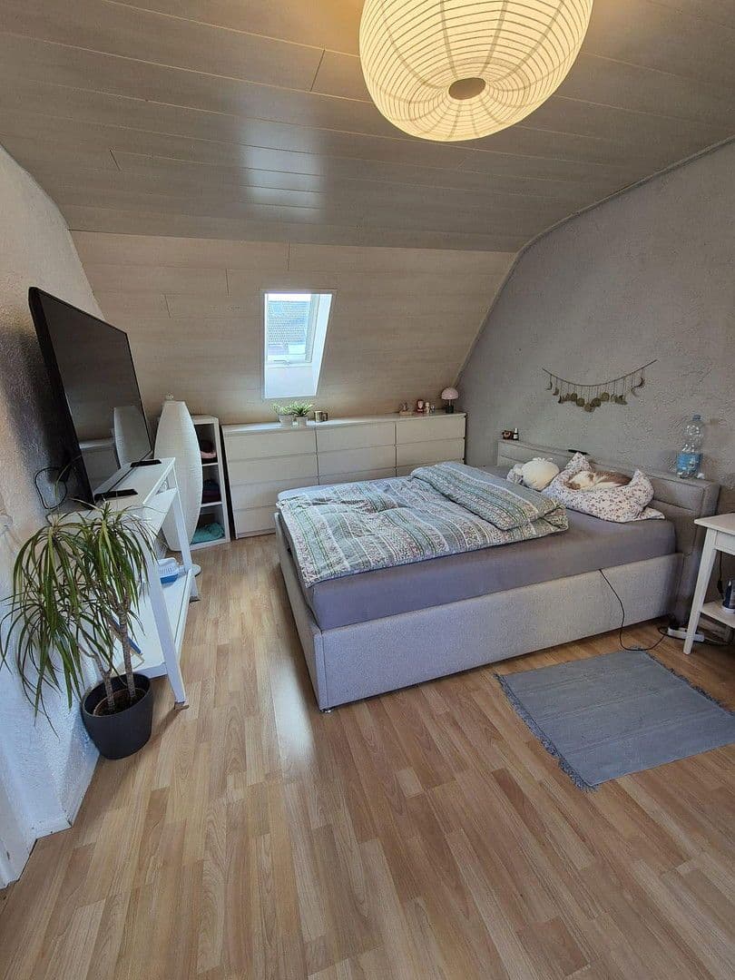 Pronájem domu 75 m², pozemek 110 m², Frechen, Severní Porýní-Vestfálsko Pronájem domu 75 m², pozemek 110 m², Frechen, Severní Porýní-Vestfálsko