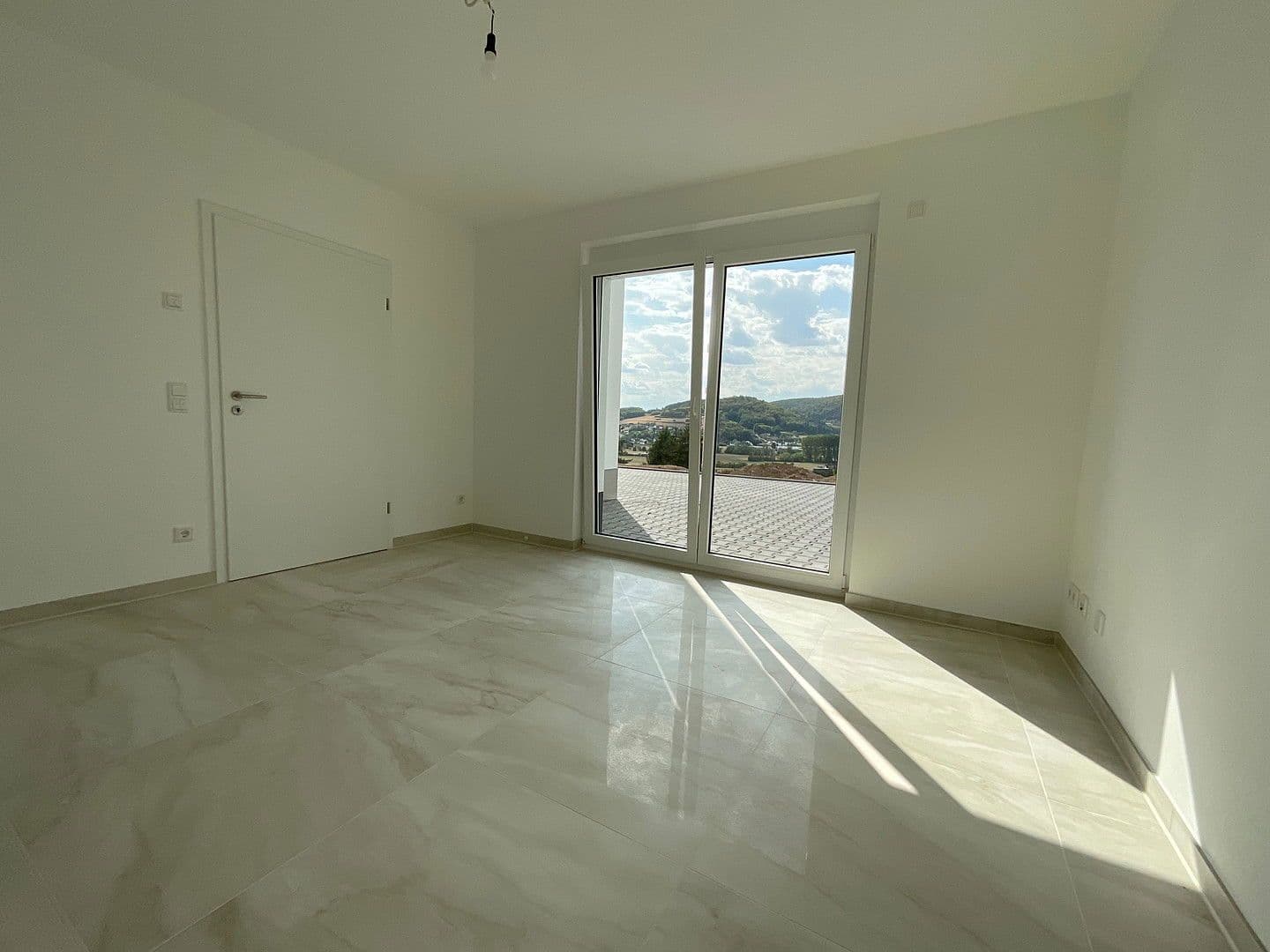 Pronájem bytu 3+1 85 m², Biedenkopf, Hessen Pronájem bytu 3+1 85 m², Biedenkopf, Hessen