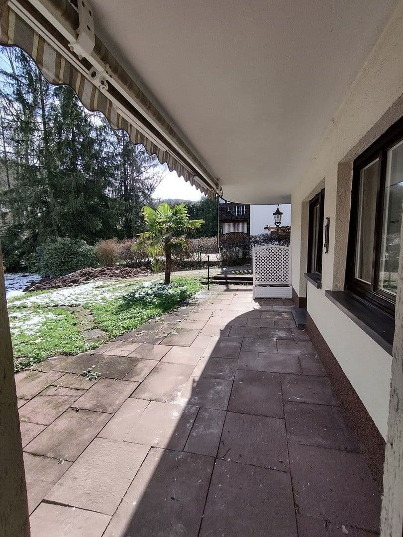 Pronájem bytu 3+1 119 m², Schwimmbadstraße 7, Bad Herrenalb, Bádensko-Württembersko Pronájem bytu 3+1 119 m², Schwimmbadstraße 7, Bad Herrenalb, Bádensko-Württembersko