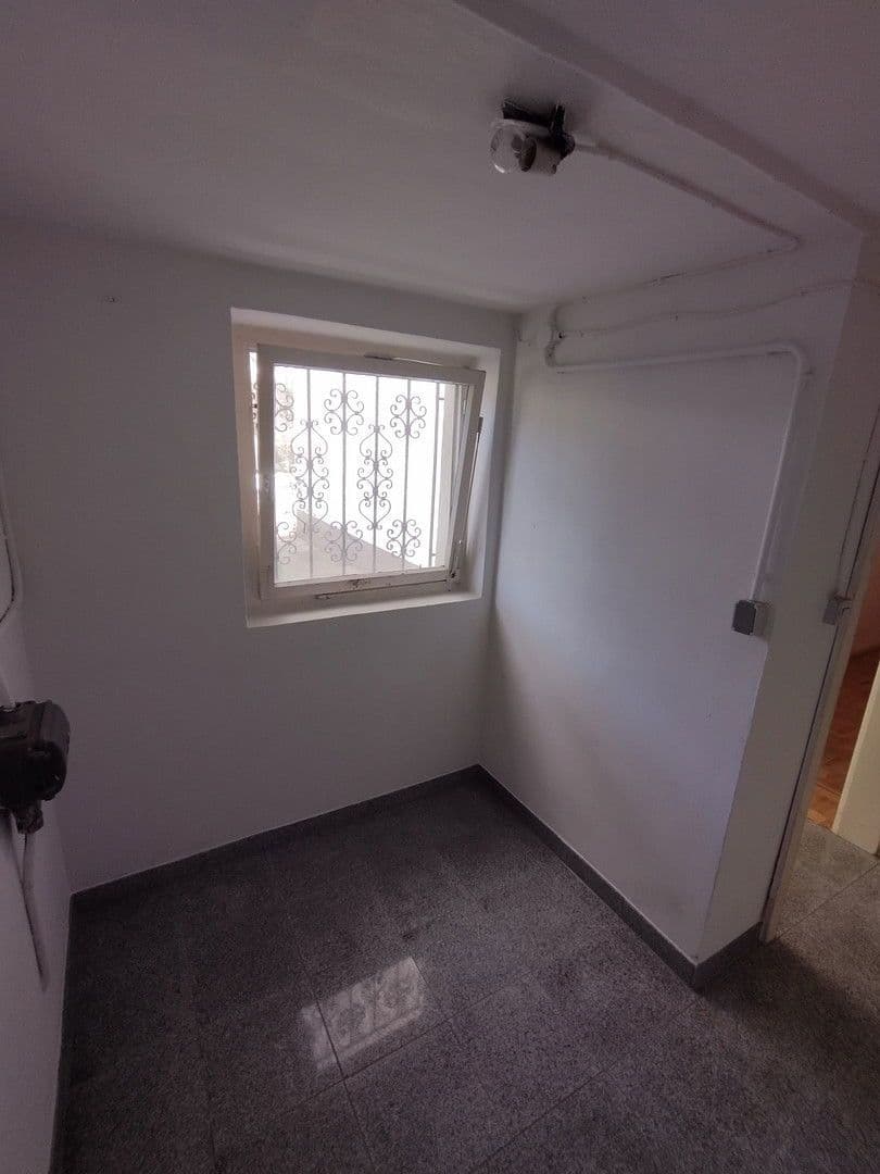 Pronájem bytu 3+1 119 m², Schwimmbadstraße 7, Bad Herrenalb, Bádensko-Württembersko Pronájem bytu 3+1 119 m², Schwimmbadstraße 7, Bad Herrenalb, Bádensko-Württembersko