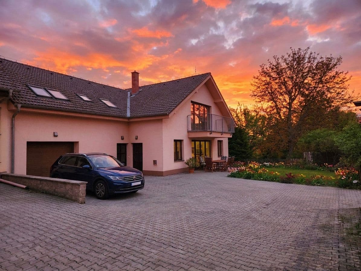 Prodej domu 410 m², pozemek 534 m², Borkovského, Roztoky, Středočeský kraj Prodej domu 410 m², pozemek 534 m², Borkovského, Roztoky, Středočeský kraj